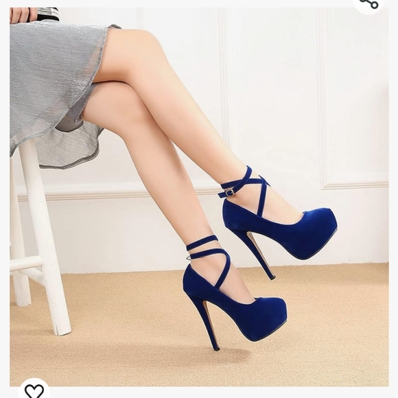 Blue Faux Suede Round Toe Platform Heels with Ankle Straps EUC - Picture 4 of 4